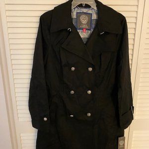 NWT Vince Camuto water-resistant trench, size L
